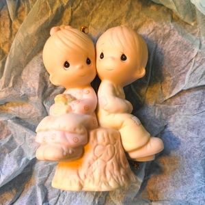 Precious Moments Ornament "Love One Another" 1989 Samuel J. Butcher